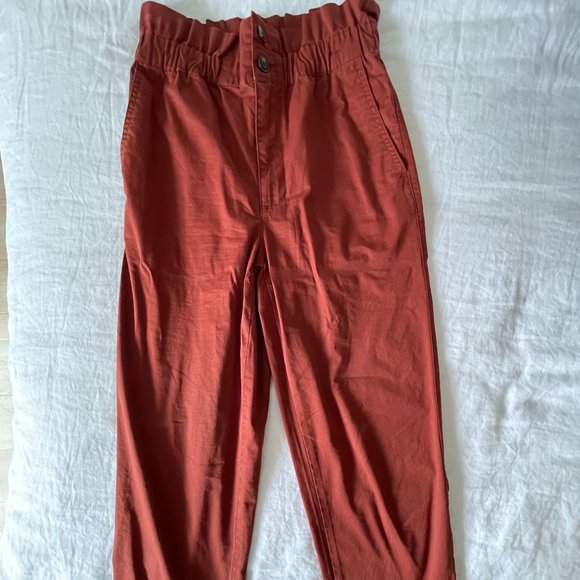 Madewell Paper Bag Waist Tapered Pants in Red size 00. - Picture 2 of 5